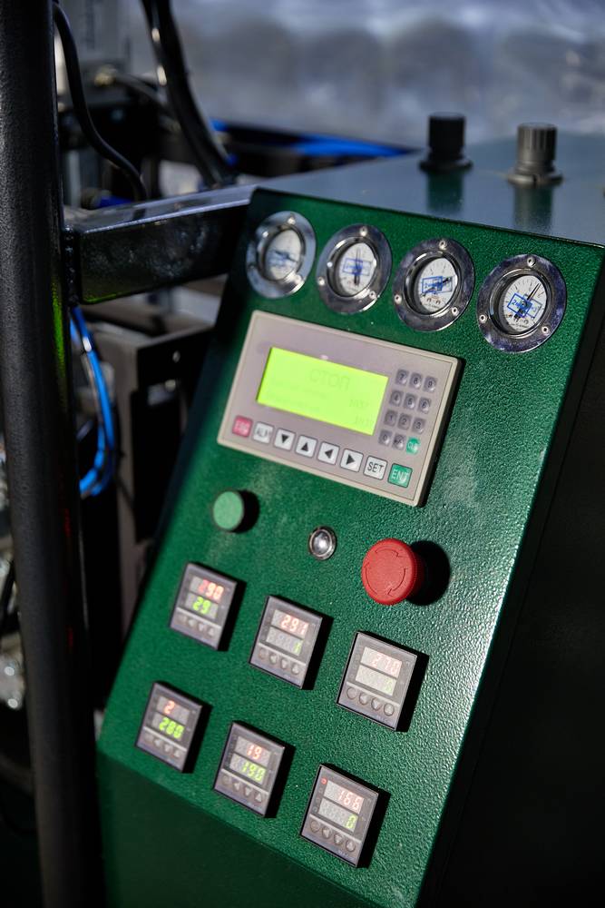 Автомат для производства ПЭТ Concept 2000