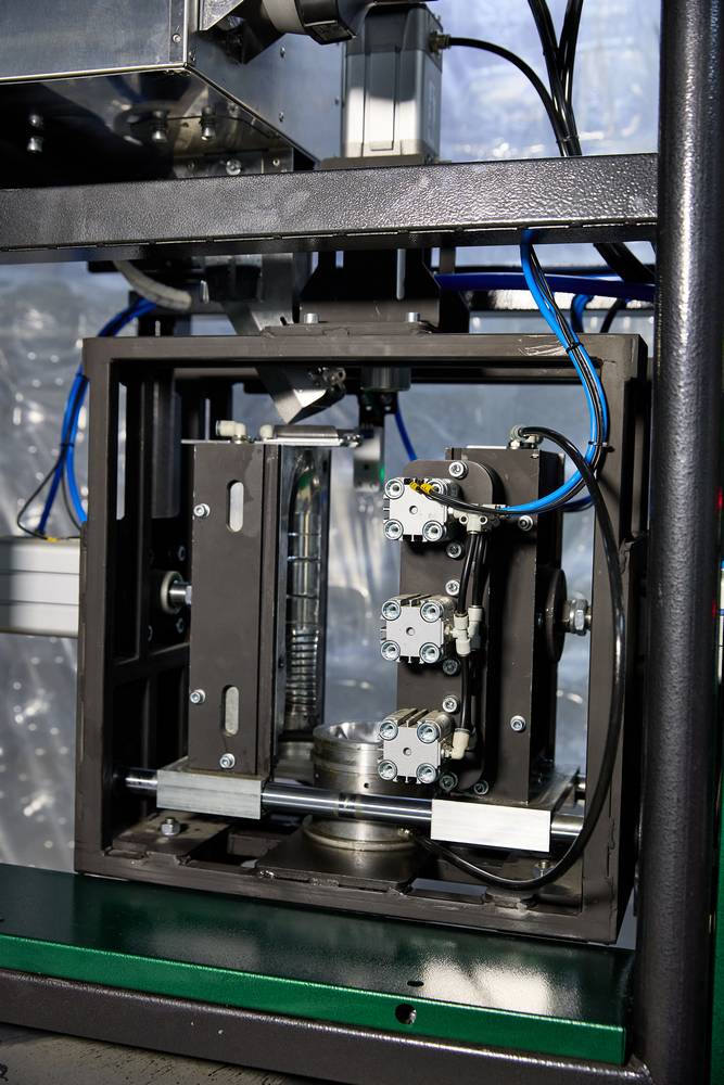 Выдув ПЭТ - автомат Concept 2000 - выдув ПЭТ-тары